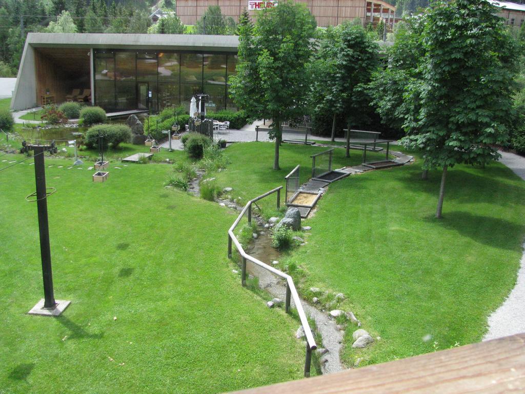 מלון Nikolsdorf Haus Eder Burgi מראה חיצוני תמונה